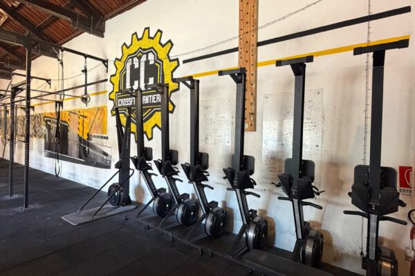 foto interni palestra crossbox cantiere palermo